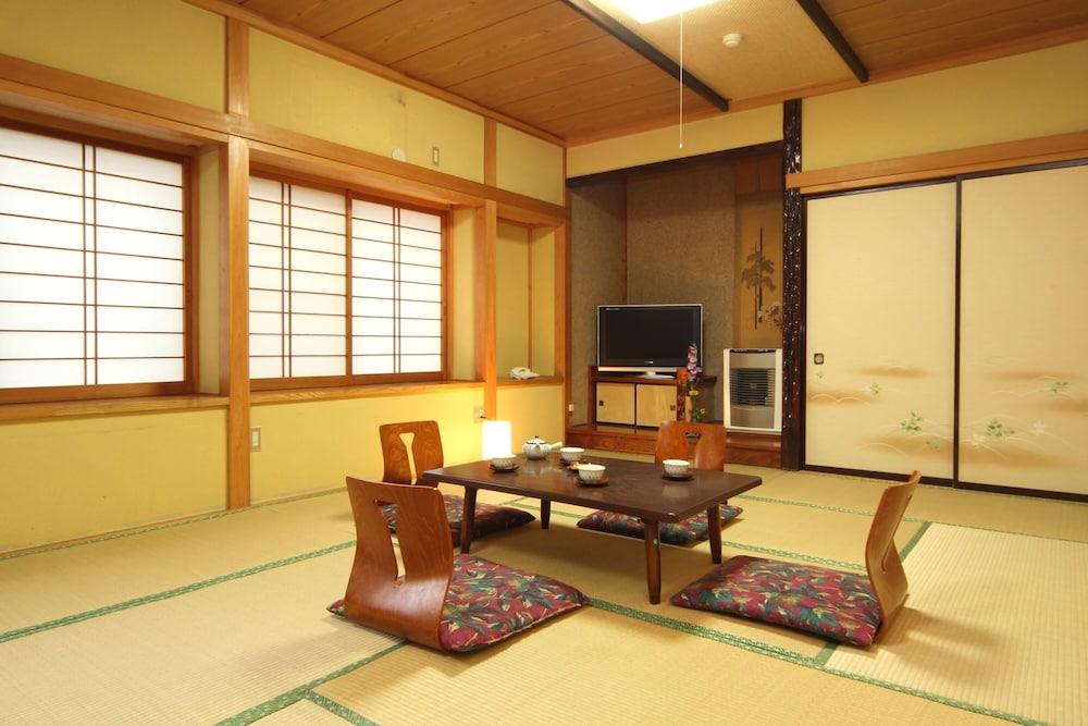 Echigoya Ryokan