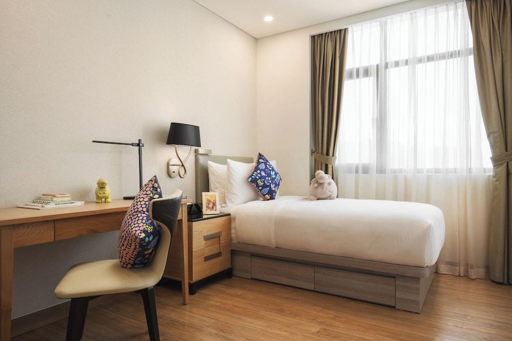 Oakwood Residence Saigon