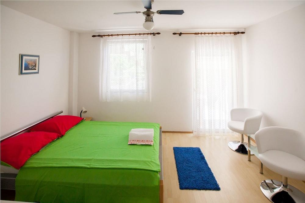 Friendly People's Guest House