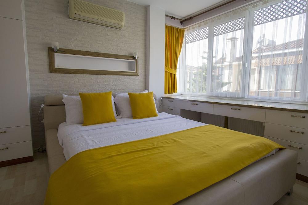 Infinity Safran Villa