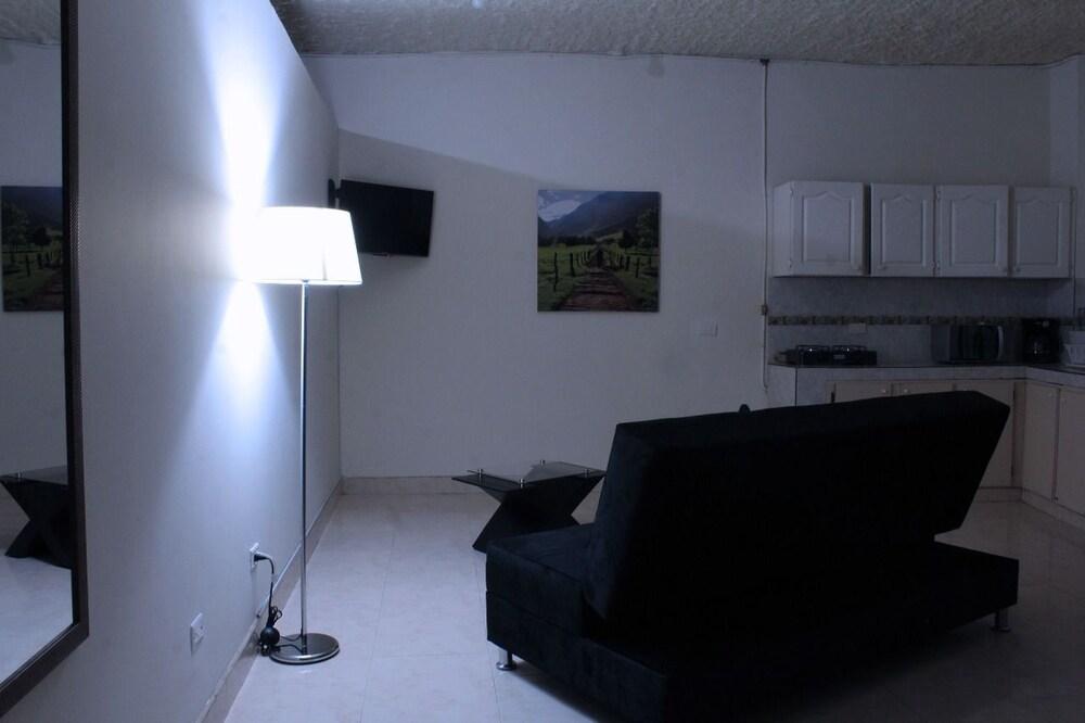 Zona C Apartment by Parceros Group