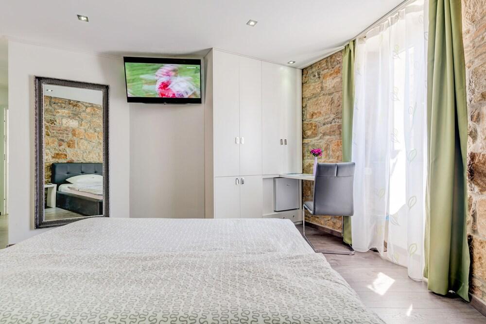 Split Suites - rooms in the center of Split