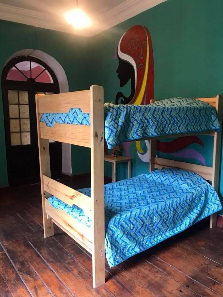 Positive Hostel & Backpackers