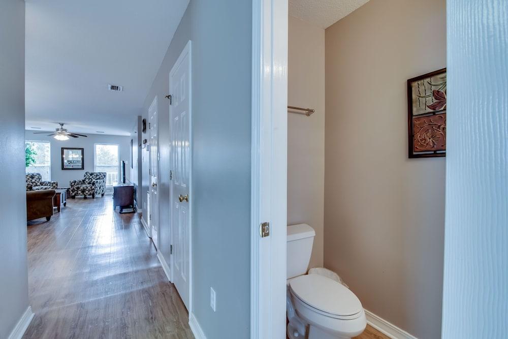 Summer Palace 4 Bedroom Duplex by RedAwning