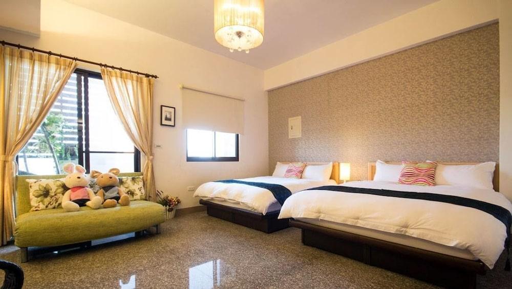 Flower Bed and Breakfast