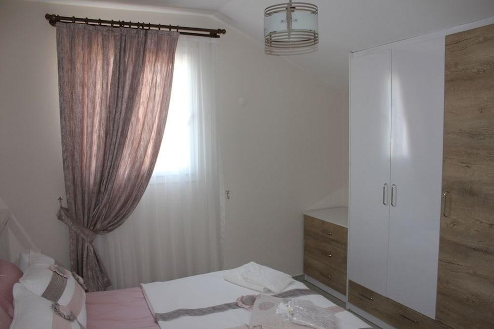 Korfez Garden Apartments