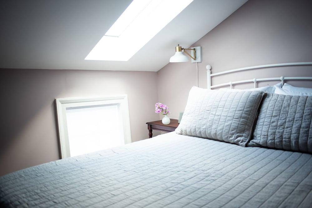 Black Walnut Bed and Breakfast