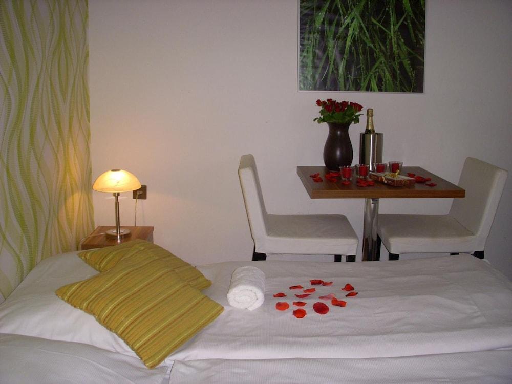 Rezidence Fami De Luxe Design