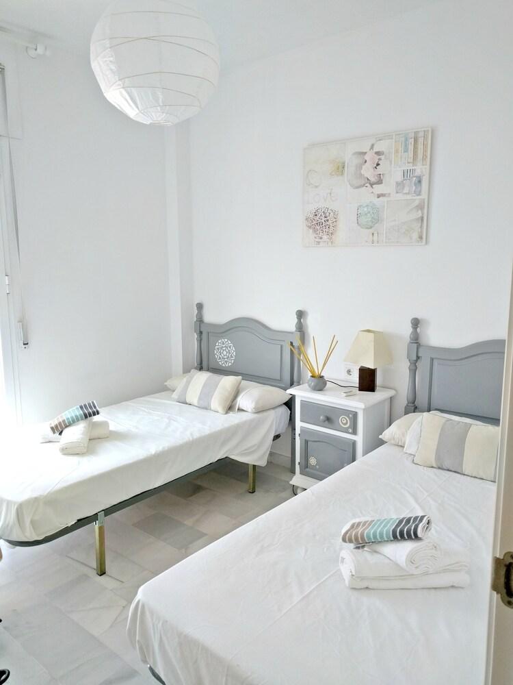 Sky Sea Holidays Puerto Banús