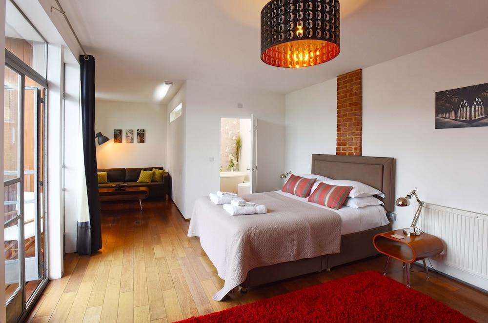 Cedar House at The Old Fire Station