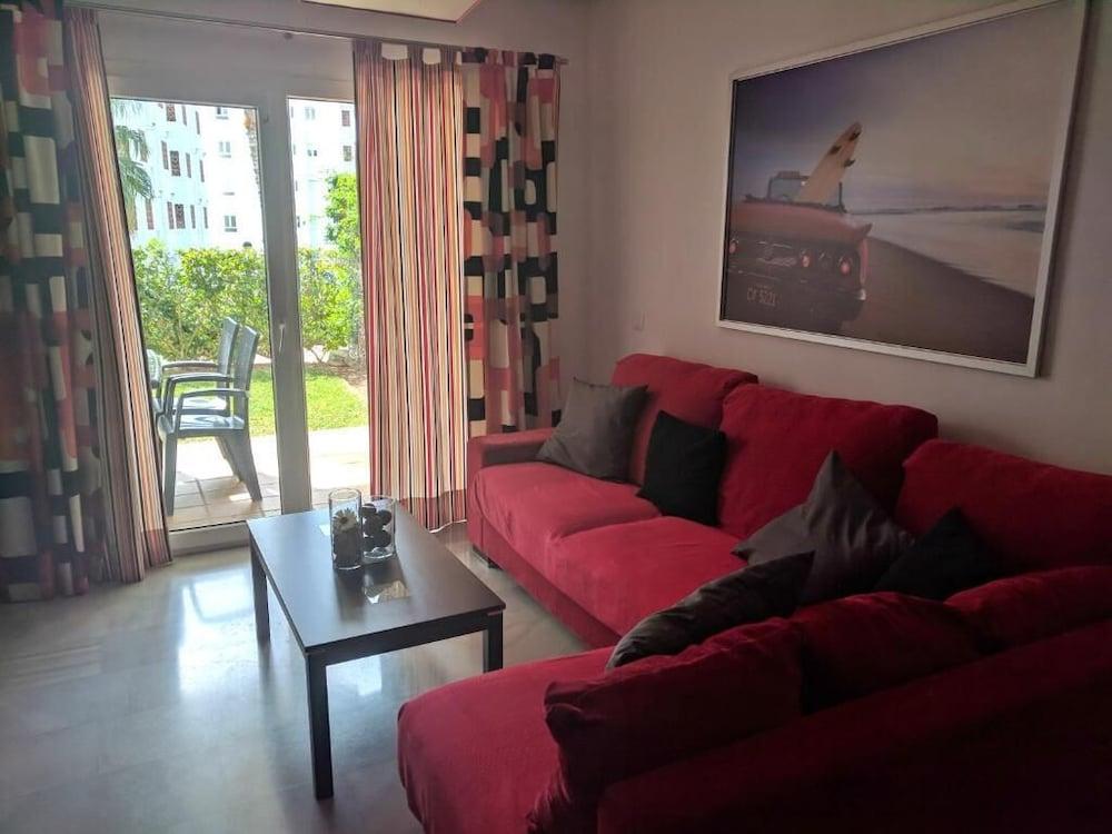 Sky Sea Holidays Mi Capricho