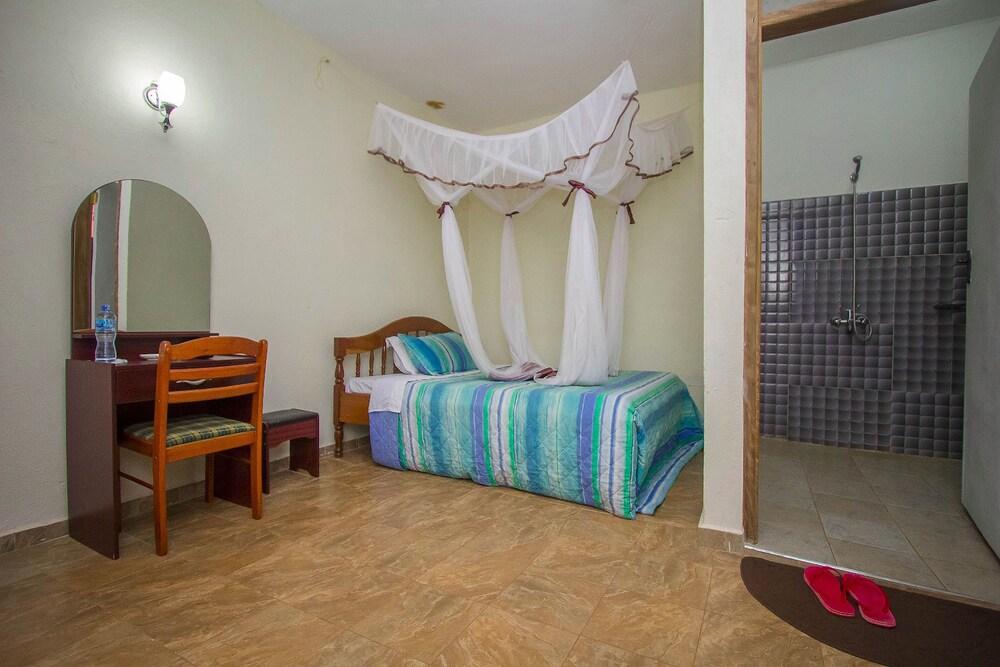 Panorama Cottages Tororo