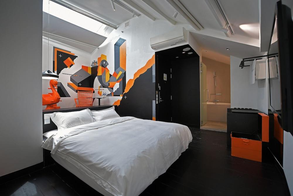 Hi Hotel Bugis (SG Clean)