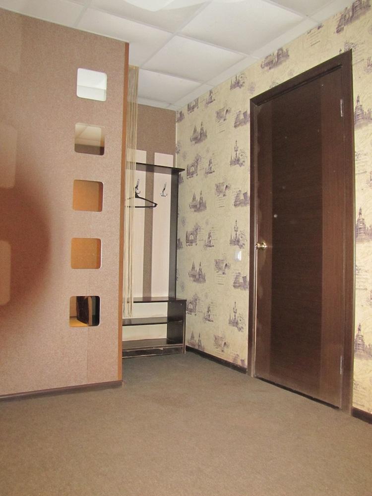 Hotel Revolutsii 28