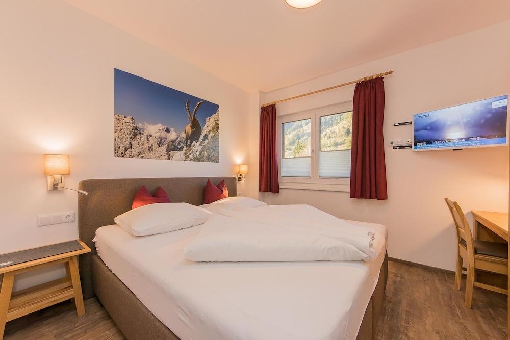 Mountain Nests - Chalets Apartments