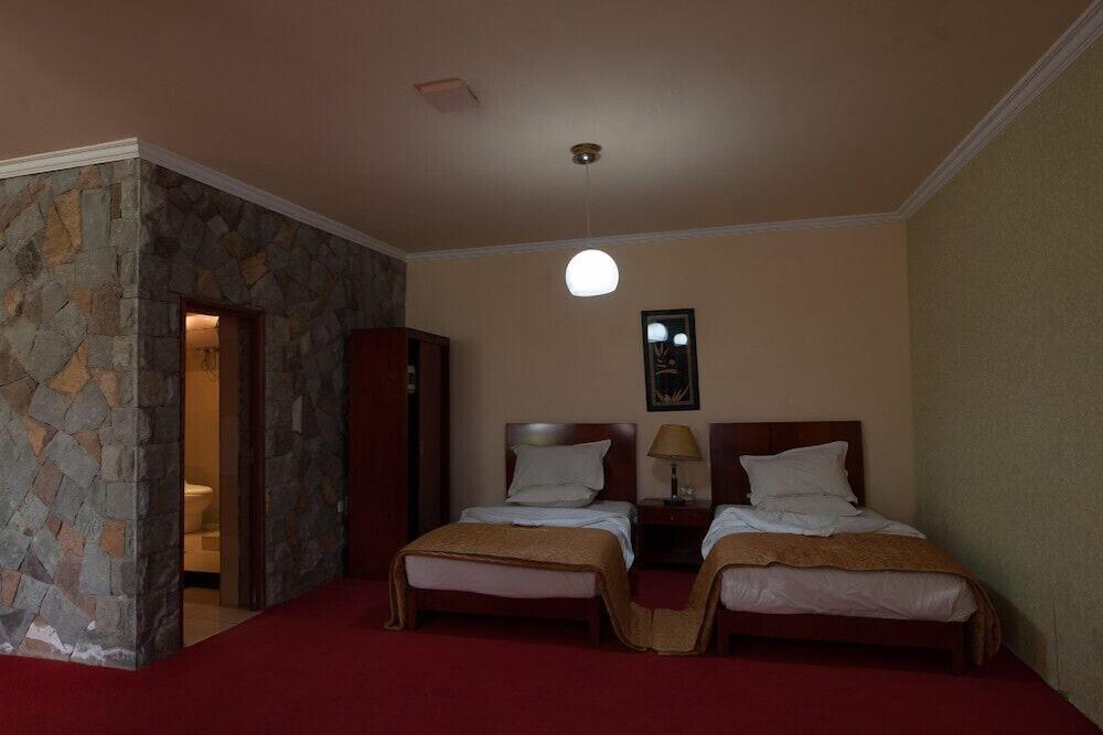 Adulala Resort & Spa