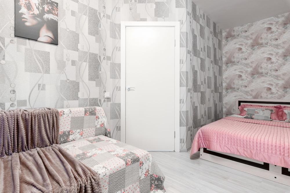 Apartments Domotelli Parnas