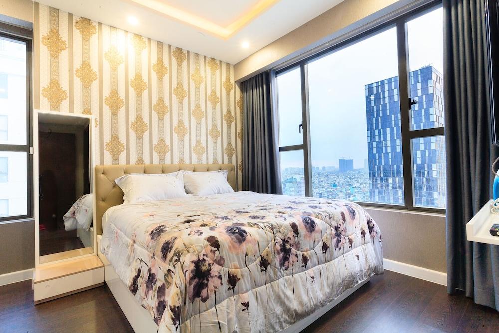 Mia Apartment 2 The Tresor