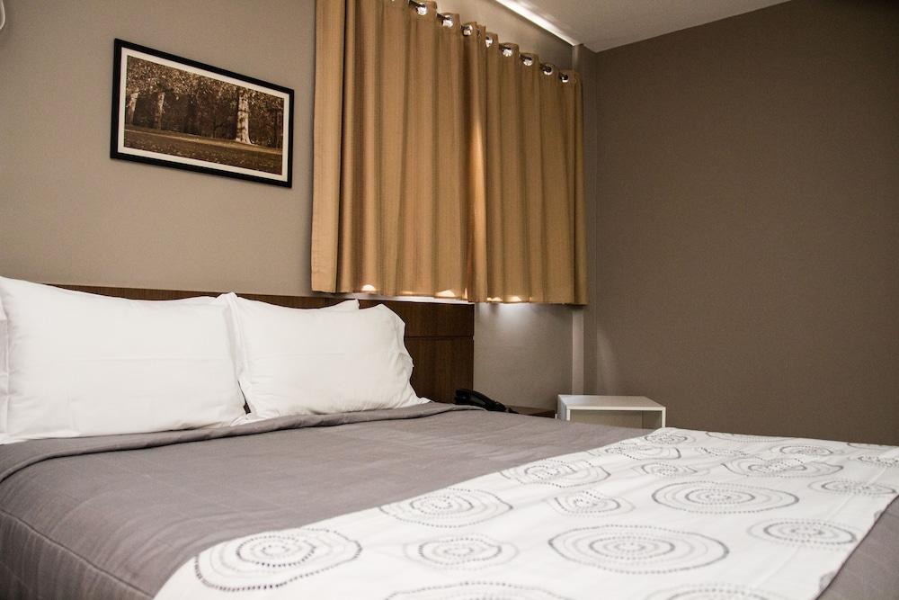 Summit Dom Apart Hotel