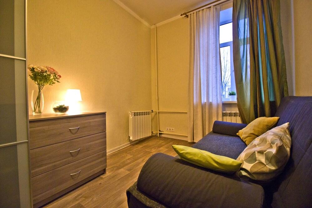 Lakshmi Apartment 3k Mayakovskaya