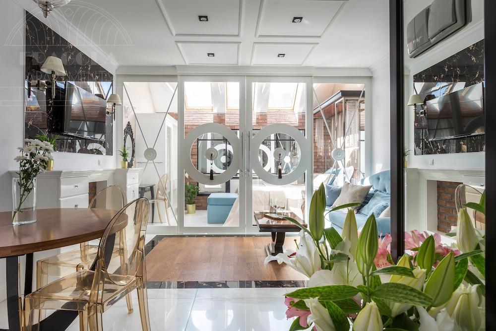 Fragola Apartments Old Town