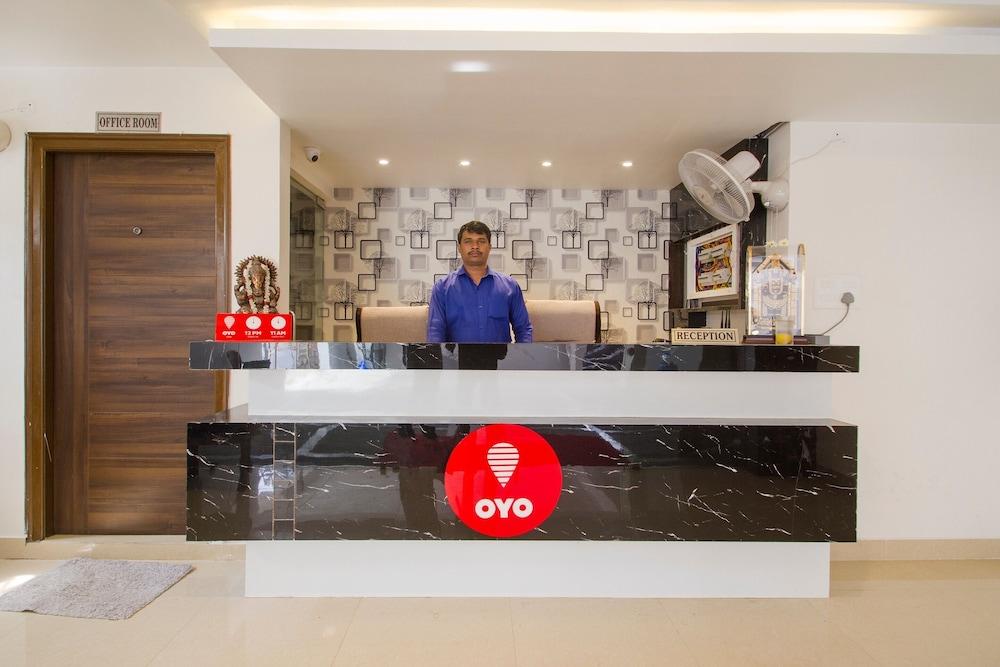 Collection O 10434 SSR Royal Suites