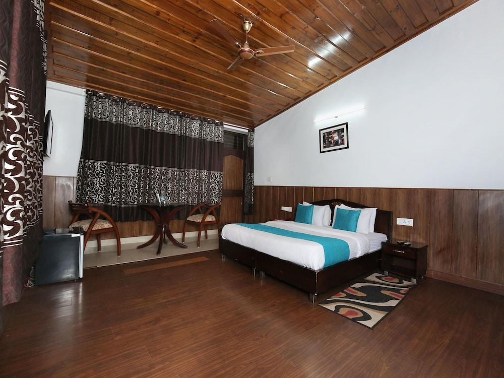 OYO 9660 Blossom Resort