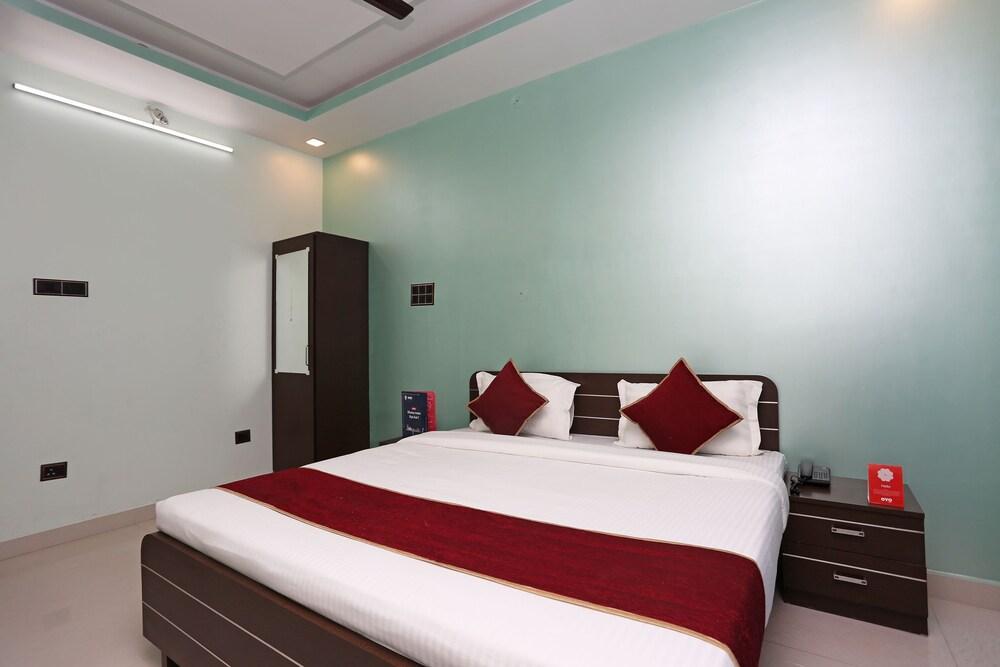 OYO Flagship 199 Gomti Nagar