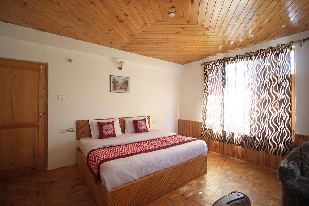 OYO 7579 Roo Cottage