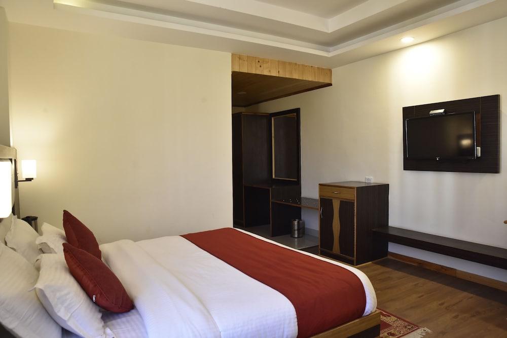 OYO 10255 Hotel Red Apple