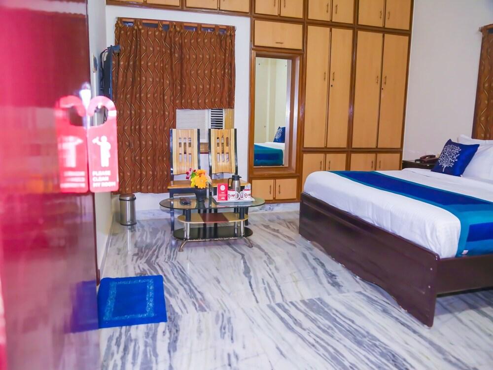 OYO 7141 SS Guest House