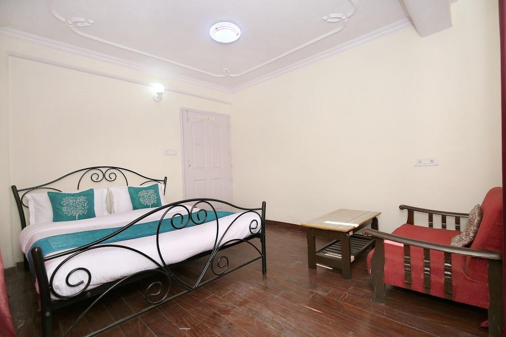 OYO Home 9897 Elegant 3BHK