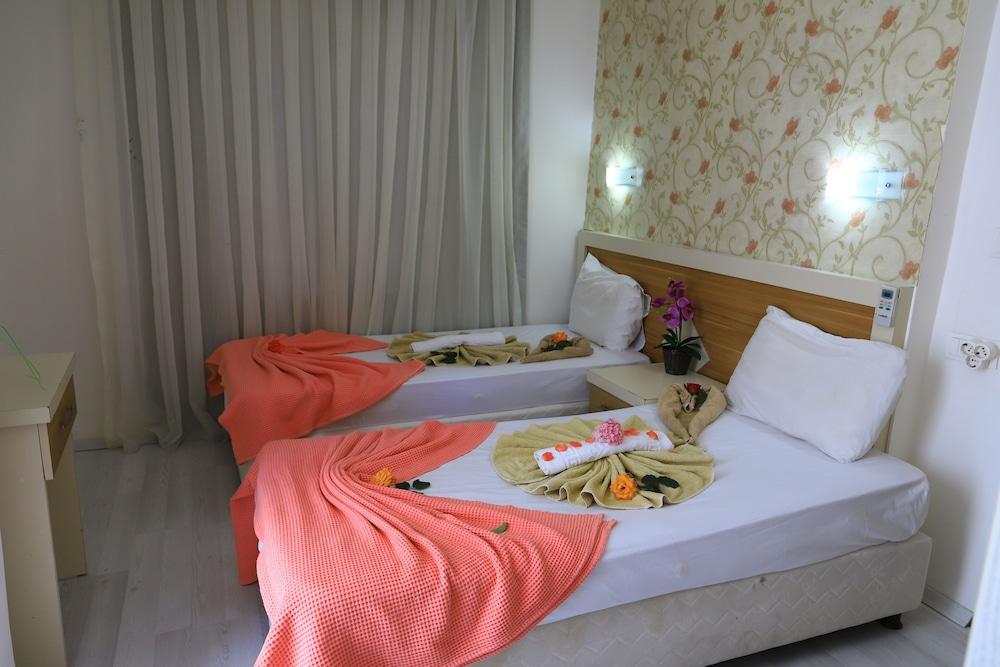 Yeni Astral Apart Hotel