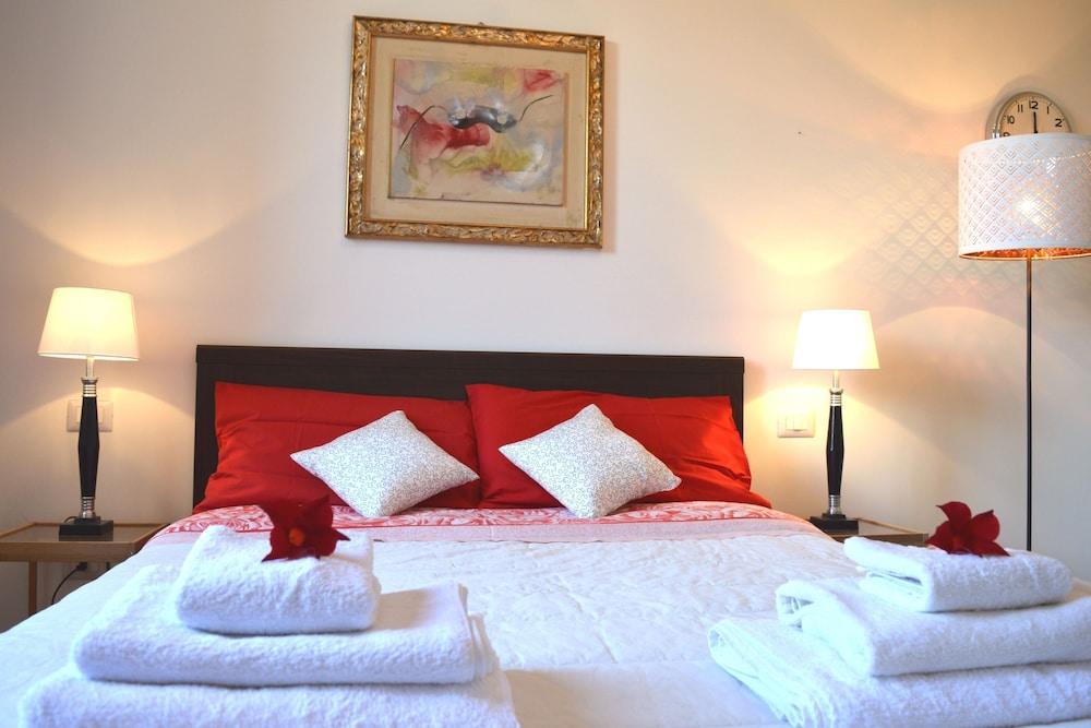 San Marco Suite Center