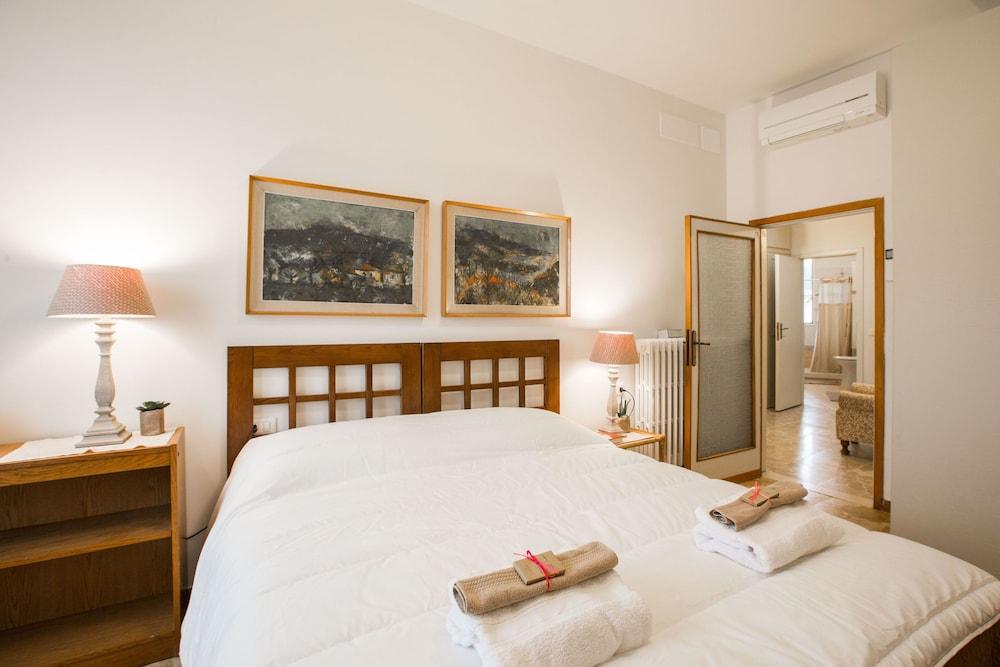 La Farina Suite Home