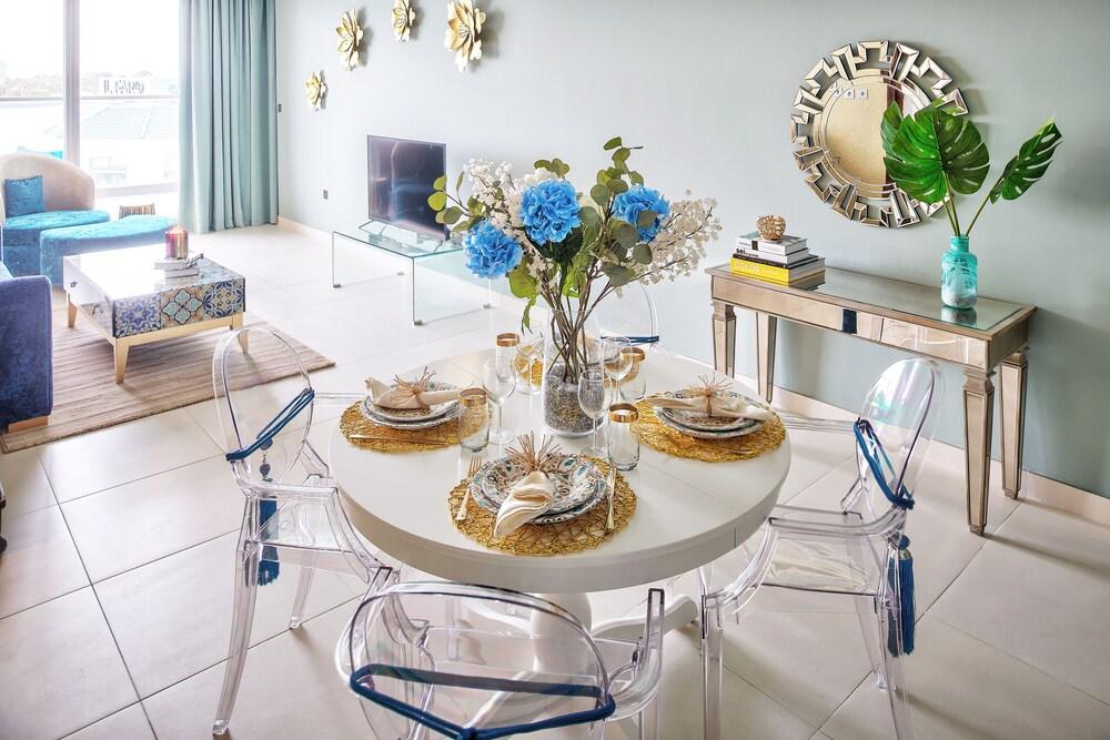 Luxury Staycation - Azure Residences