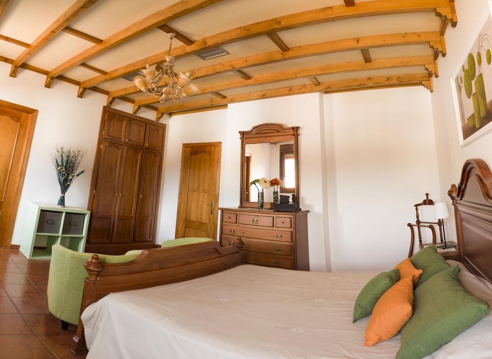 Apartamentos Rurales El Prado