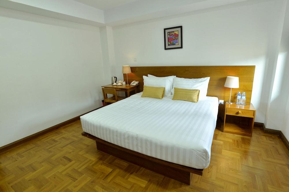 Seasons Hotels And Resort- Ngapali