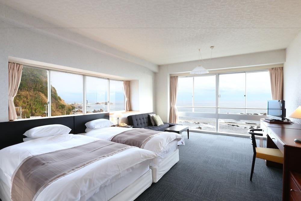 Shiosai Resort Kamogawa