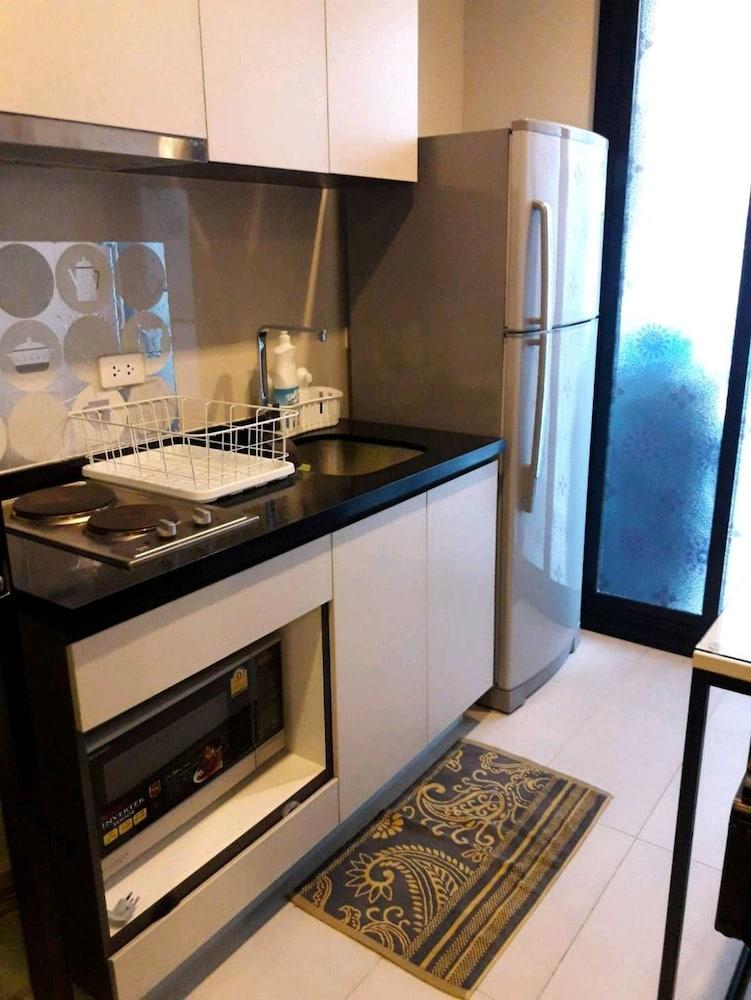 The Base Pattaya by Avi