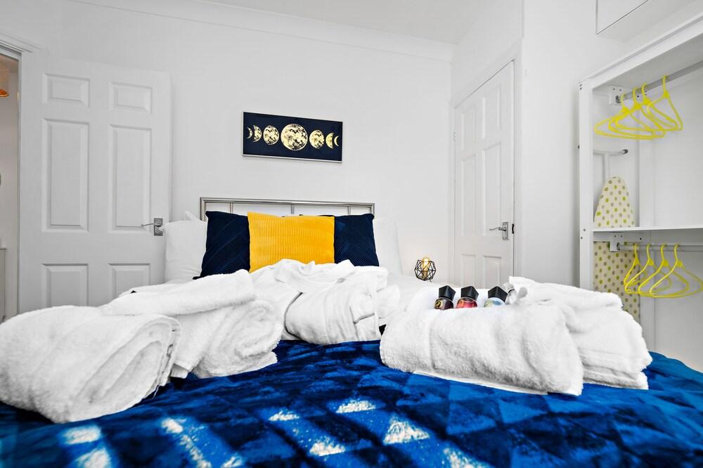 Stay In Cardiff Canton St. John's Court Apartment