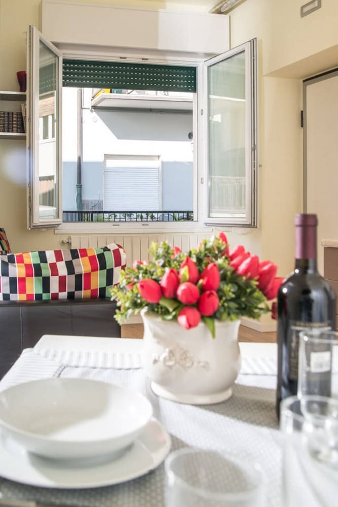 Feel at Home - Casa Linda