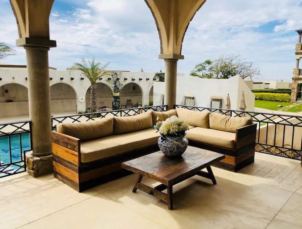 APARTMENT 3BR OCEAN VIEW 1431