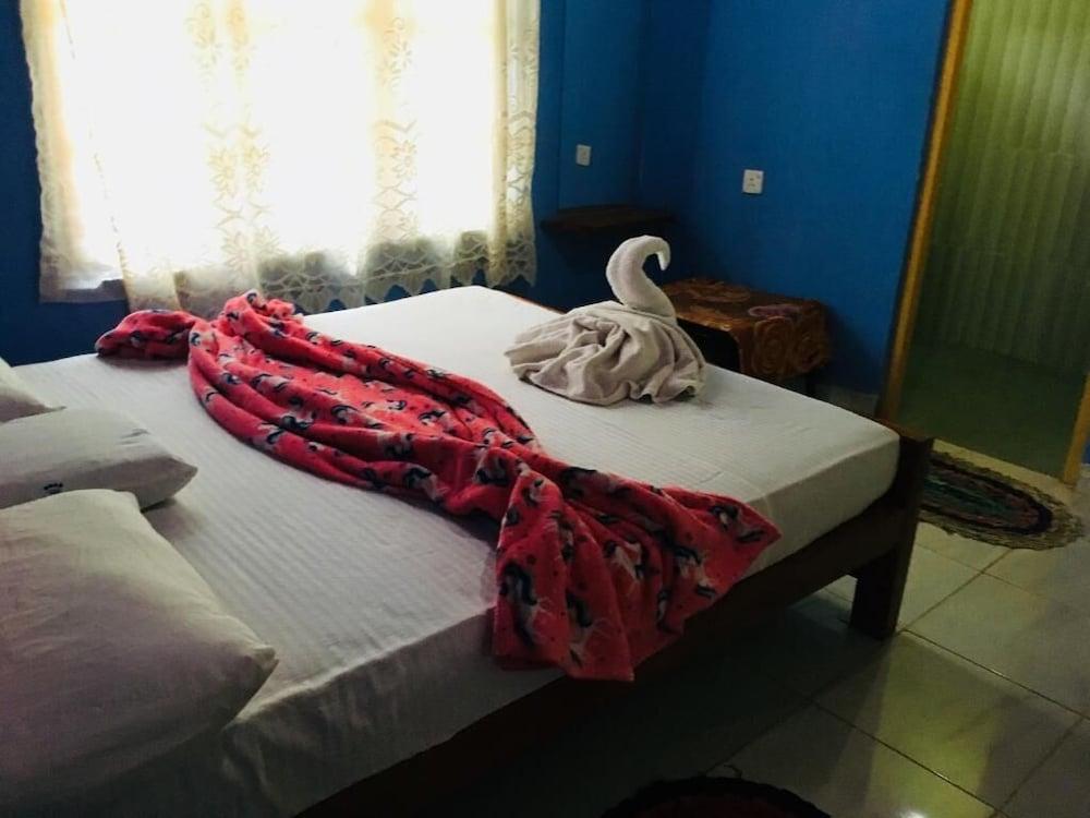 Adisham Village Home