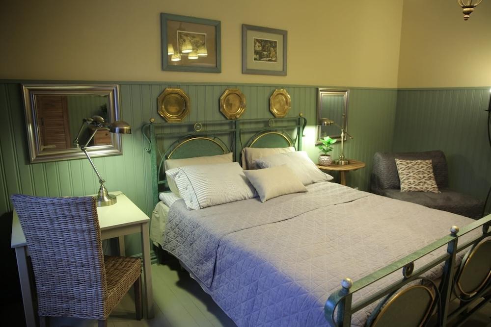 Mogol Apartments Premium