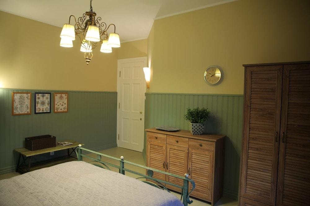 Mogol Apartments Premium