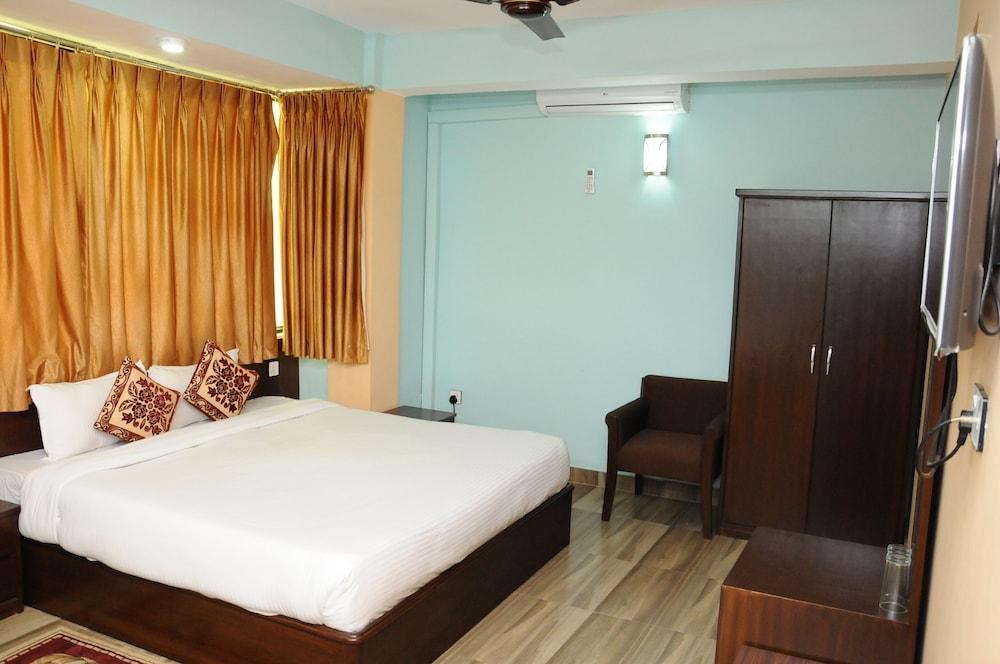 Rameshworam Hotel