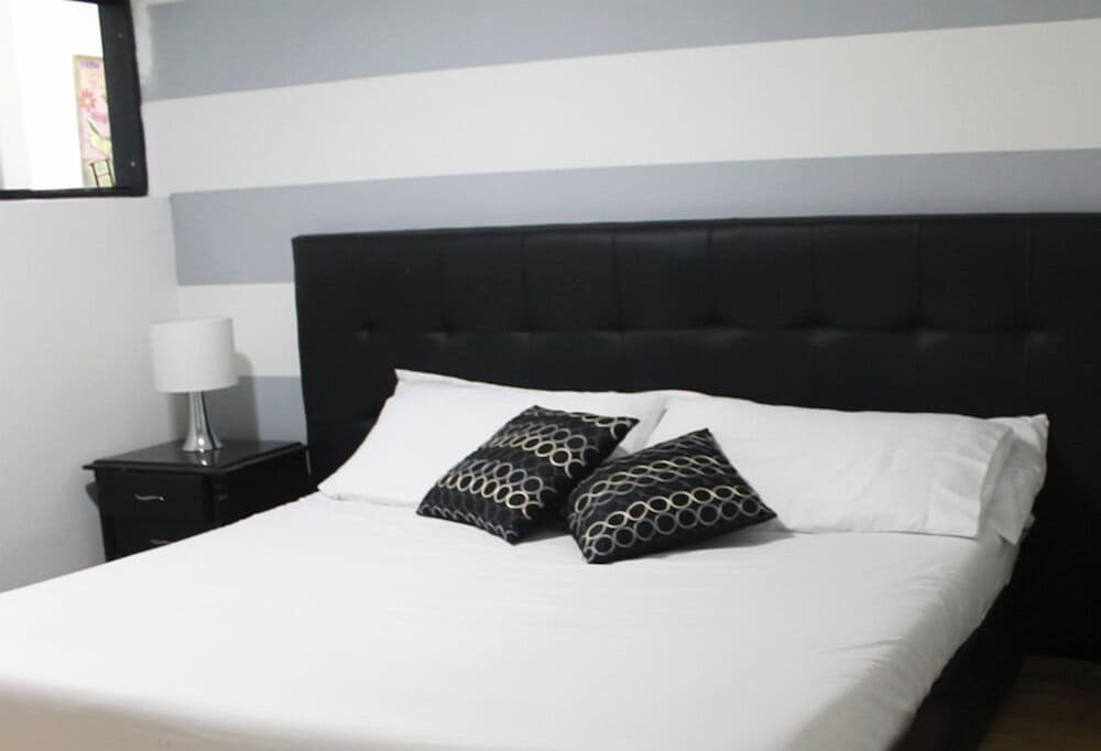 Hotel Santiago Plaza