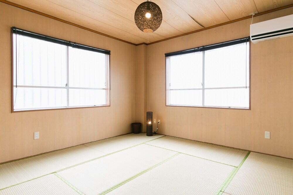 JQ Villa Okinawa Nahanishi