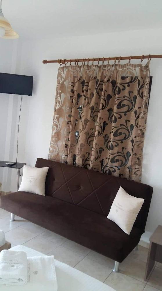 Maira Luxury Studios